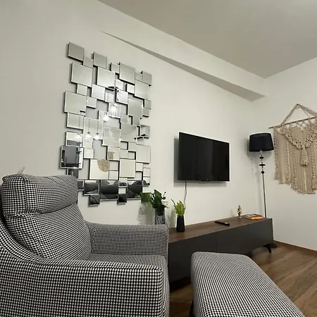 Grande Casa Apartamento Escópia