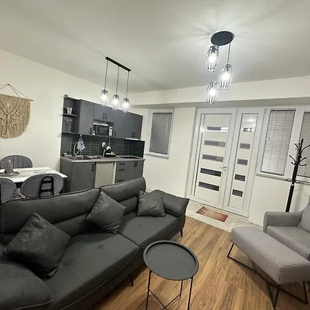 Grande Casa Apartamento Escópia